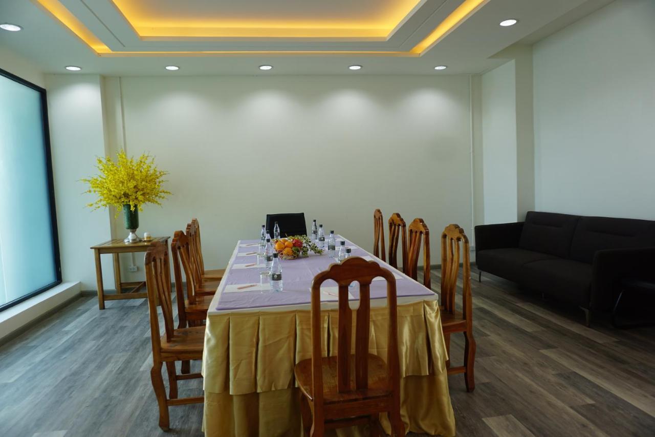 The Lunar Patong Phuket Εξωτερικό φωτογραφία