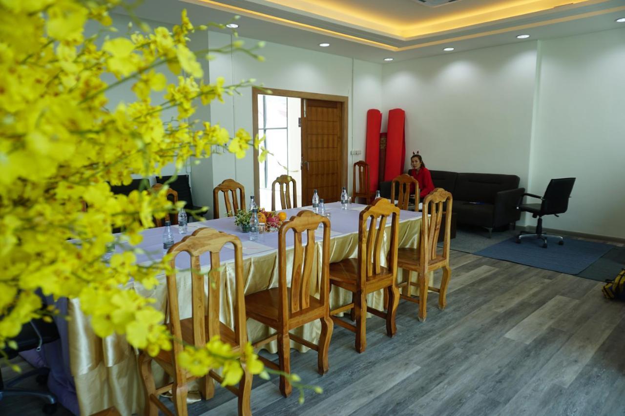 The Lunar Patong Phuket Εξωτερικό φωτογραφία