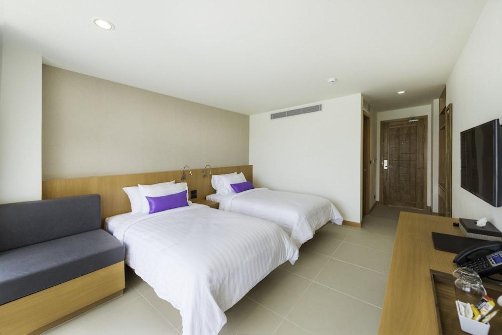 The Lunar Patong Phuket Εξωτερικό φωτογραφία